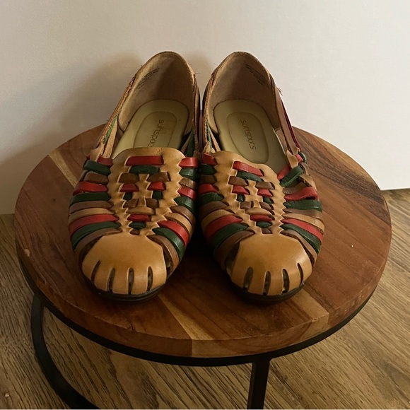 Vintage Hurache Sandal - Picture 1 of 5